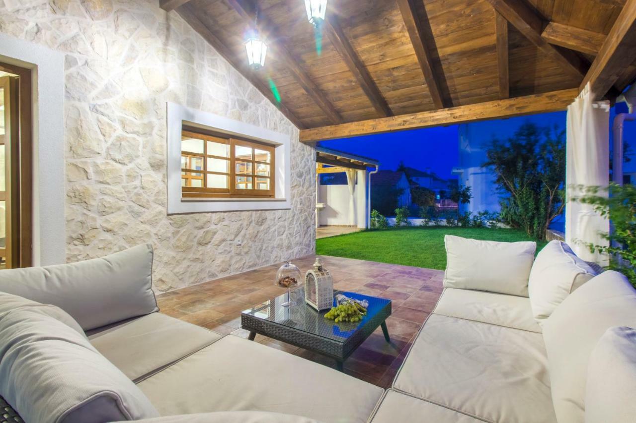 House For Rent Leila Villa Šibenik Kültér fotó